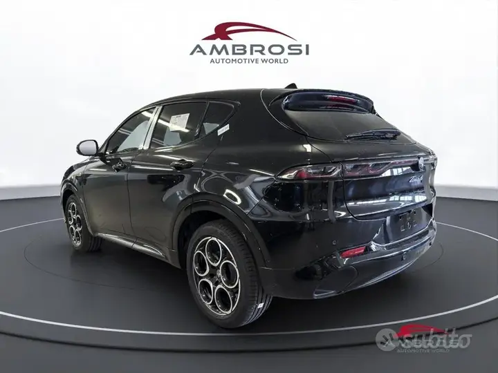 Alfa Romeo Tonale 2026 photo 4