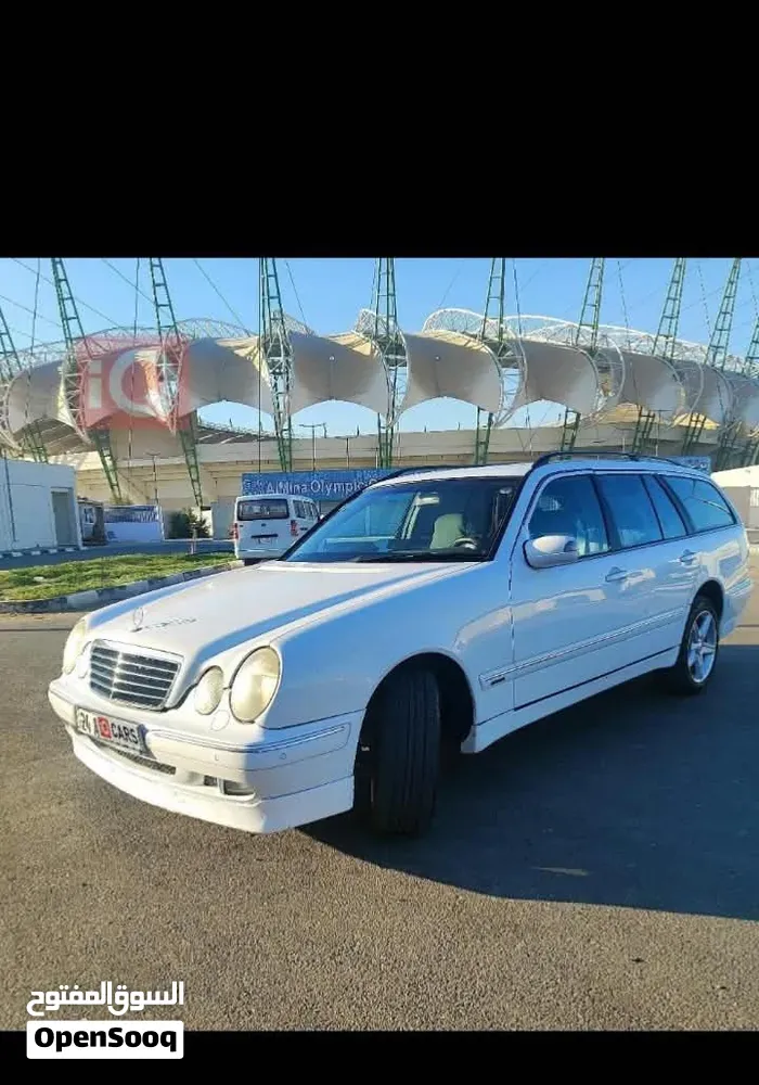 Mercedes-Benz Mercedes-Benz