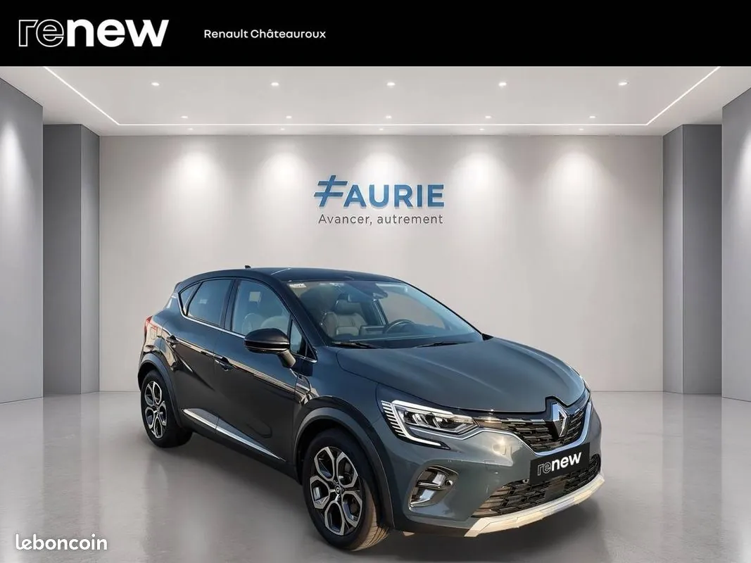 Renault Captur 2022 photo 3