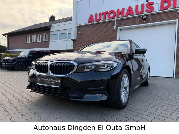 BMW 318I