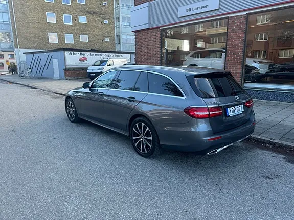 Mercedes-Benz E300 De 2020 photo 4