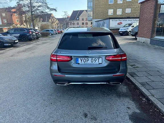 Mercedes-Benz E300 De 2020 photo 5