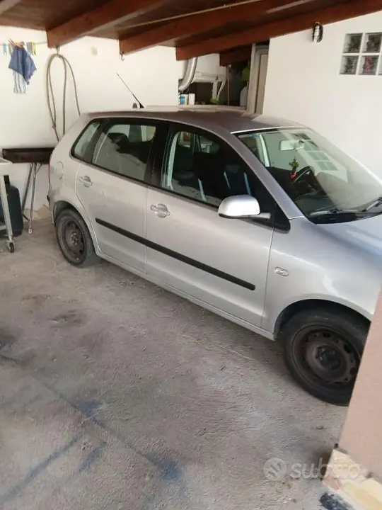 Volkswagen Polo 2005 photo 3