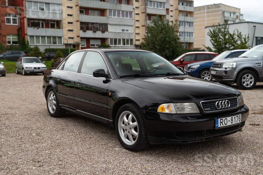 Audi A4 1998 photo 3