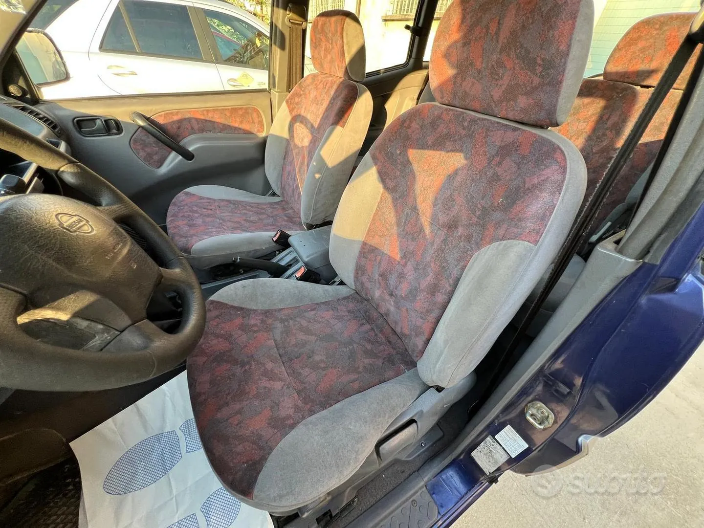 Nissan Terrano 1997 photo 4