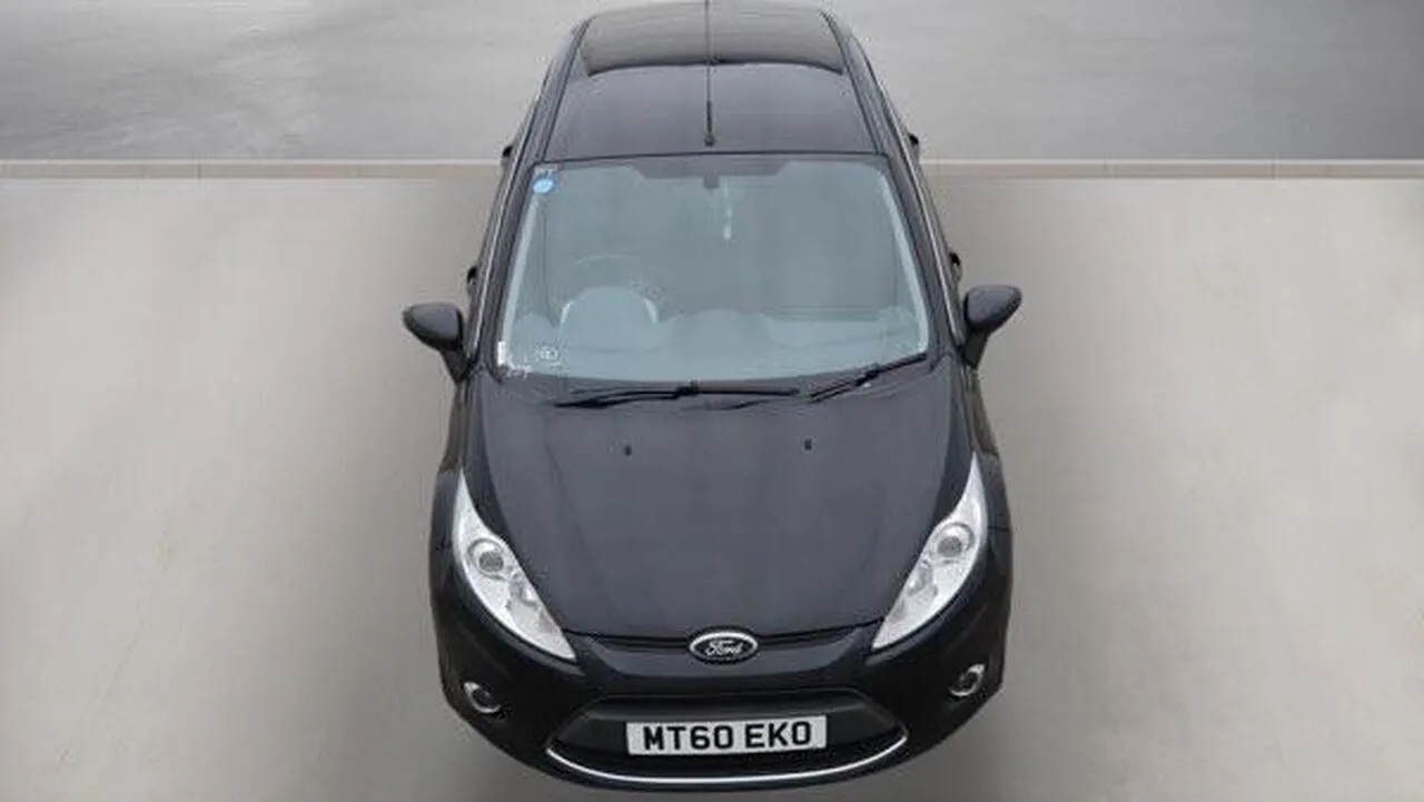 Ford Fiesta 2011 photo 4