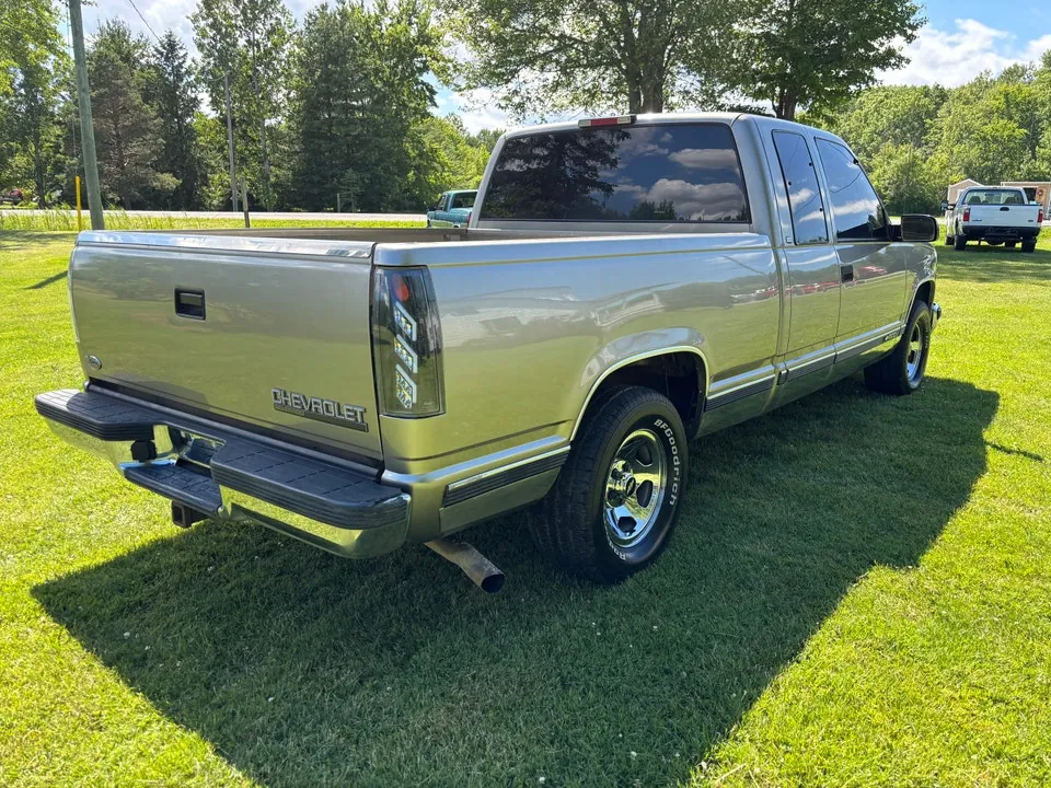 Chevrolet Silverado C1500 1998 photo 5