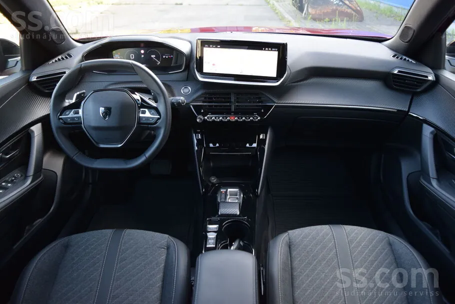 Peugeot 2008 2024 photo 4