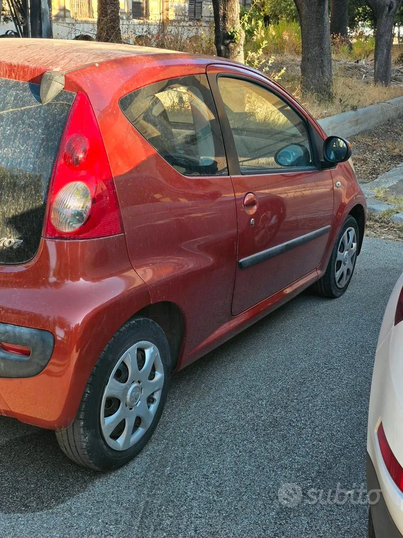 Peugeot 107 2009 photo 4