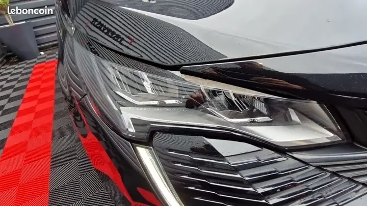 Peugeot 5008 2022 photo 4