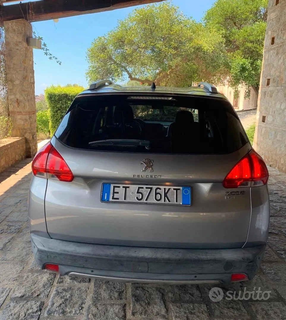 Peugeot 2008 2013 photo 2