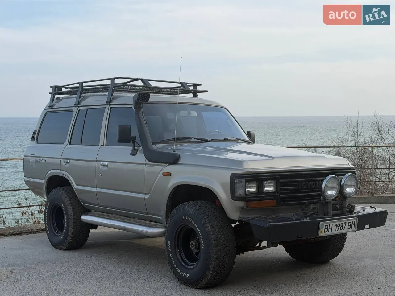 Toyota Land Cruiser 1989 photo 4