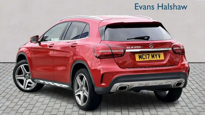 Mercedes-Benz Gla 2017 photo 2