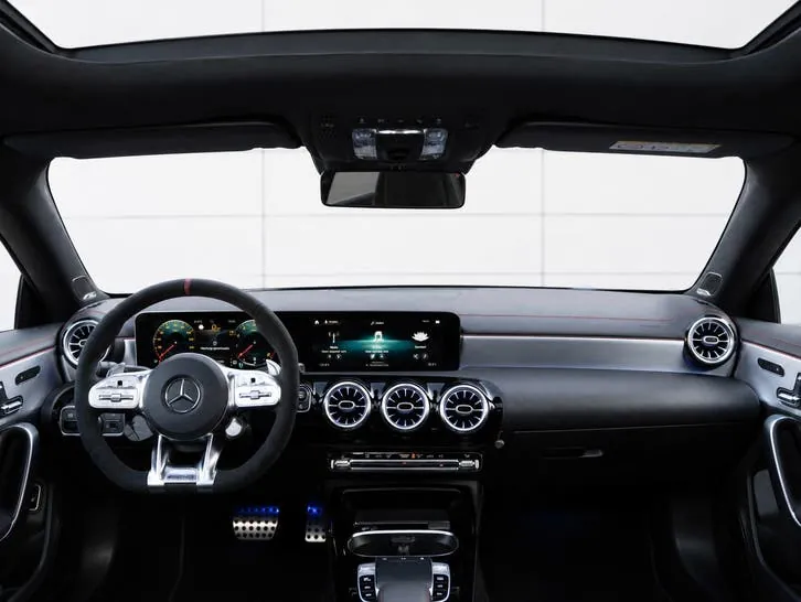 Mercedes-Benz Cla 2019 photo 2