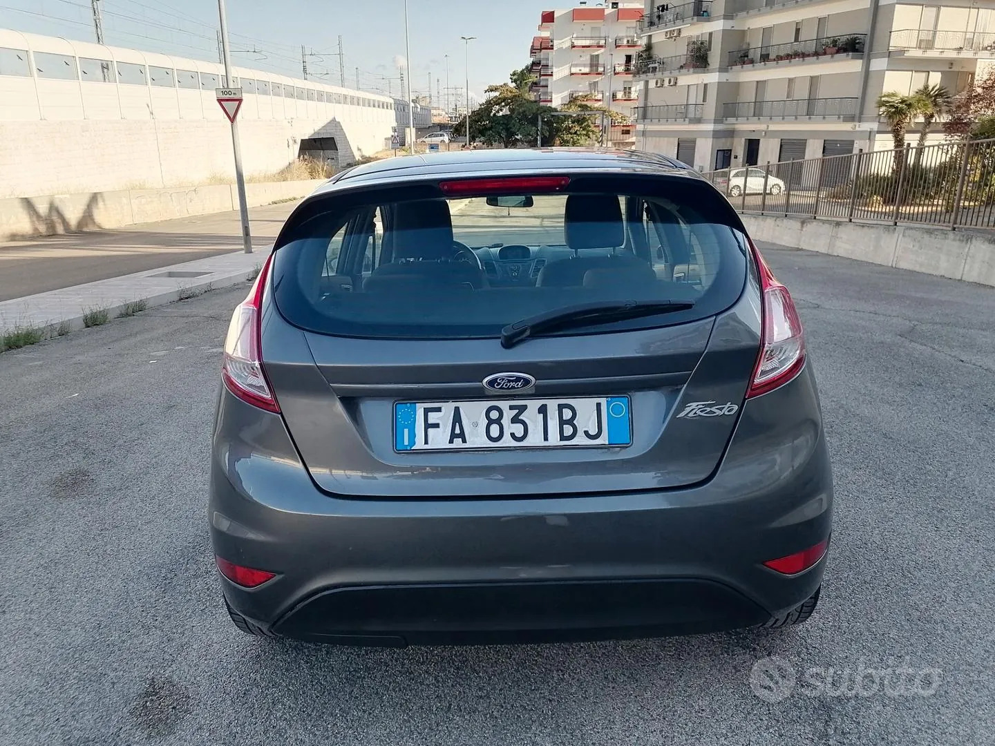 Ford Fiesta 2015 photo 5