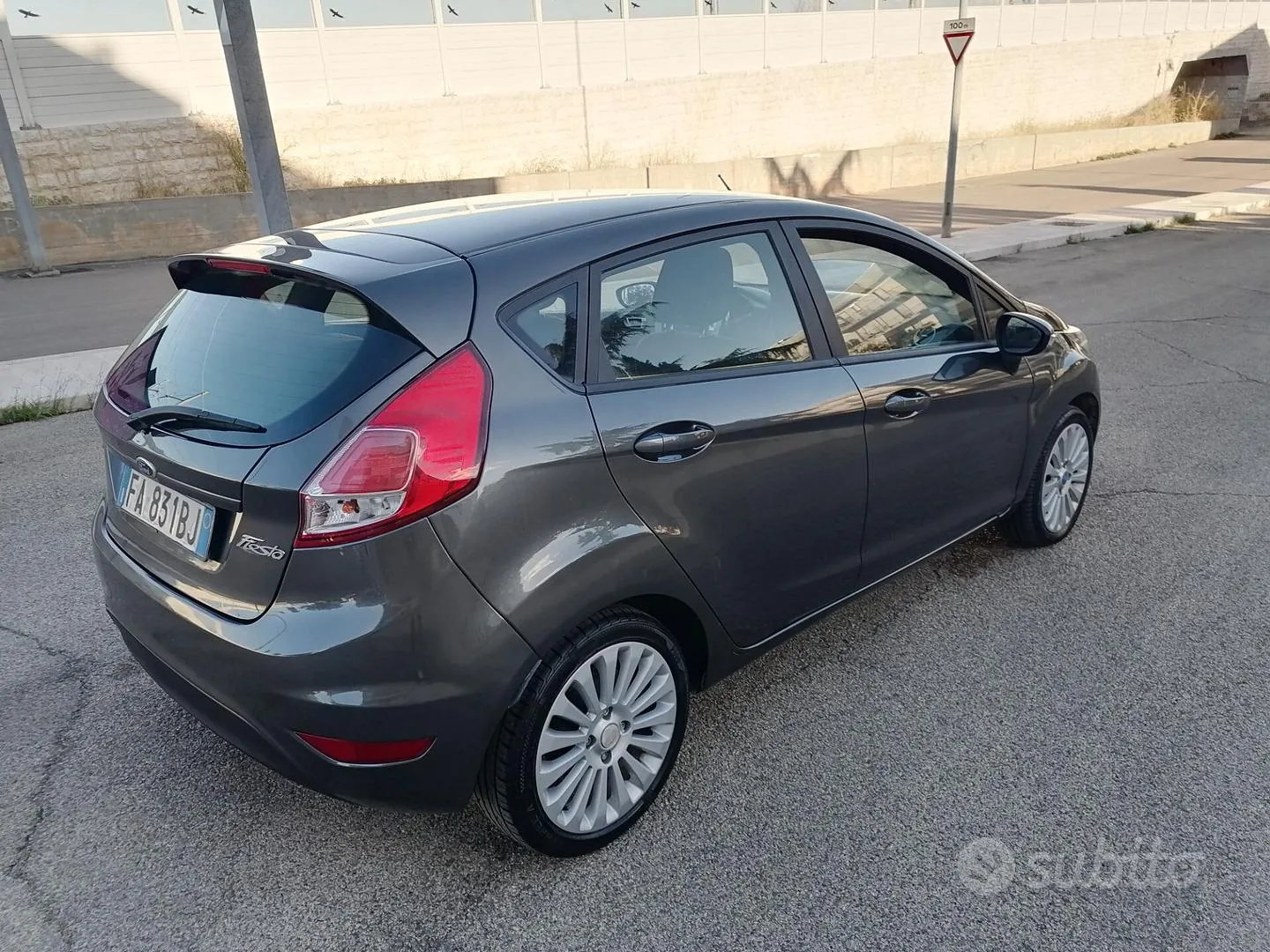 Ford Fiesta 2015 photo 4