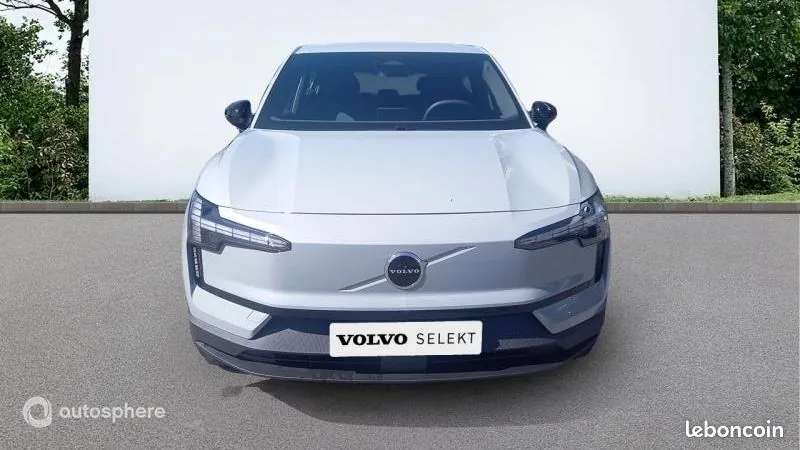 Volvo Ex30 2026 photo 2