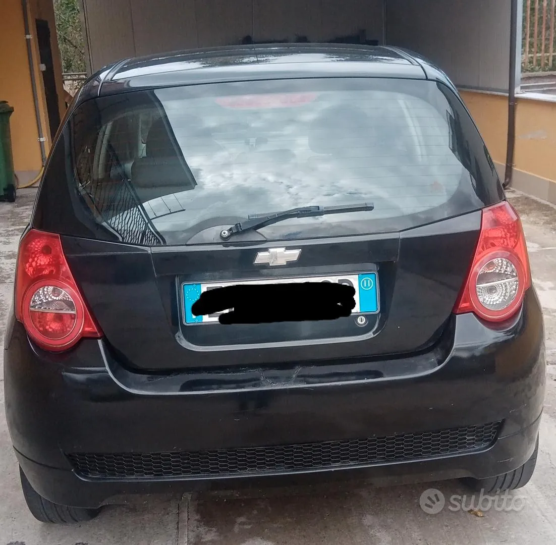 Chevrolet Aveo 2011 photo 4