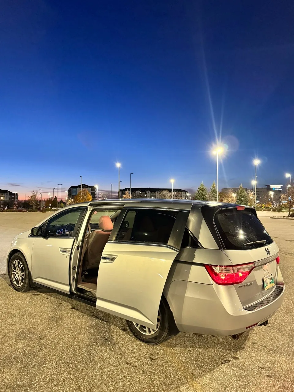 Honda Odyssey 2014 photo 4