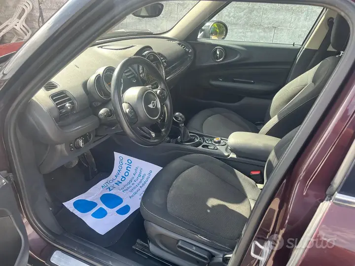 Mini Cooper D Clubman 2016 photo 5