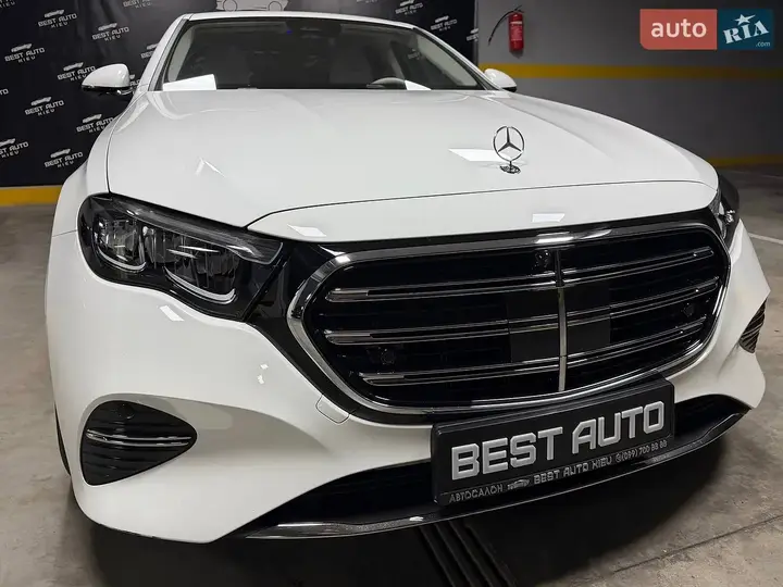 Mercedes-Benz E-Class 2025 photo 4