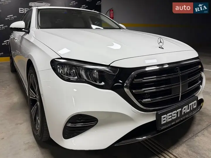 Mercedes-Benz E-Class 2025 photo 5