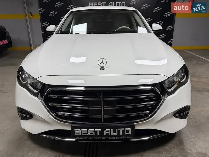 Mercedes-Benz E-Class 2025 photo 2
