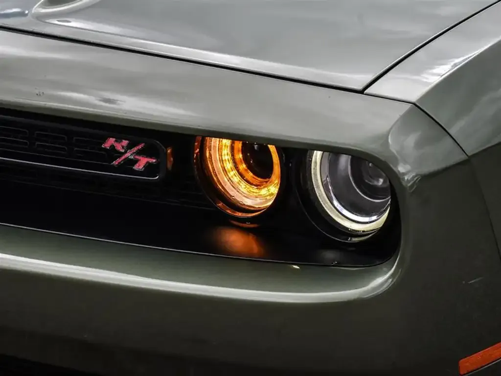Dodge Challenger 2018 photo 2