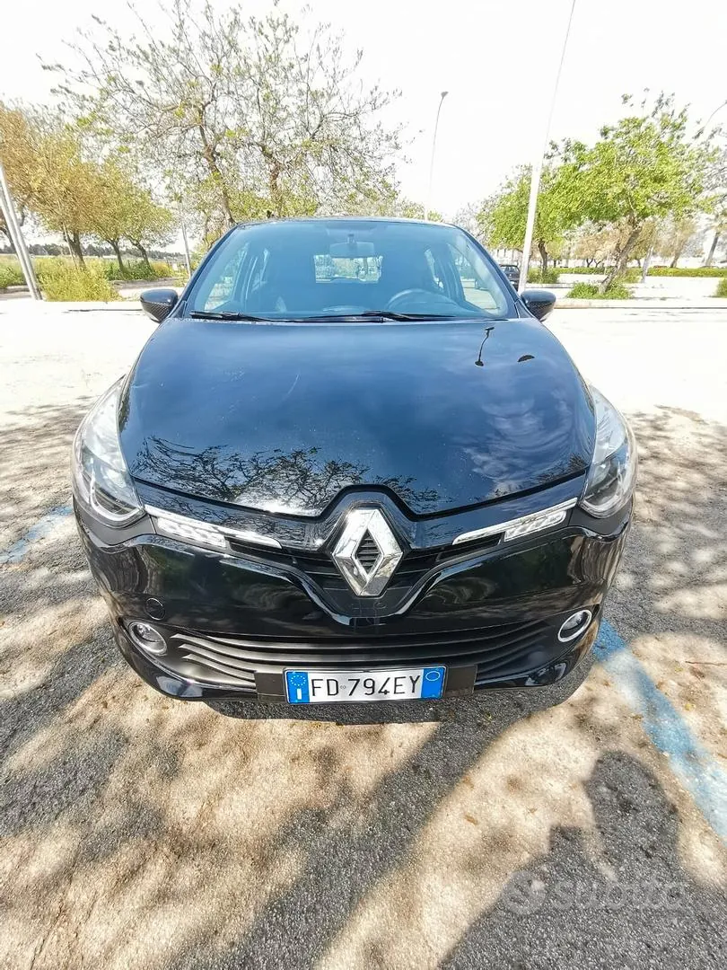 Renault Clio 2016 photo 2