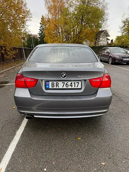 BMW 320D 2009 photo 5