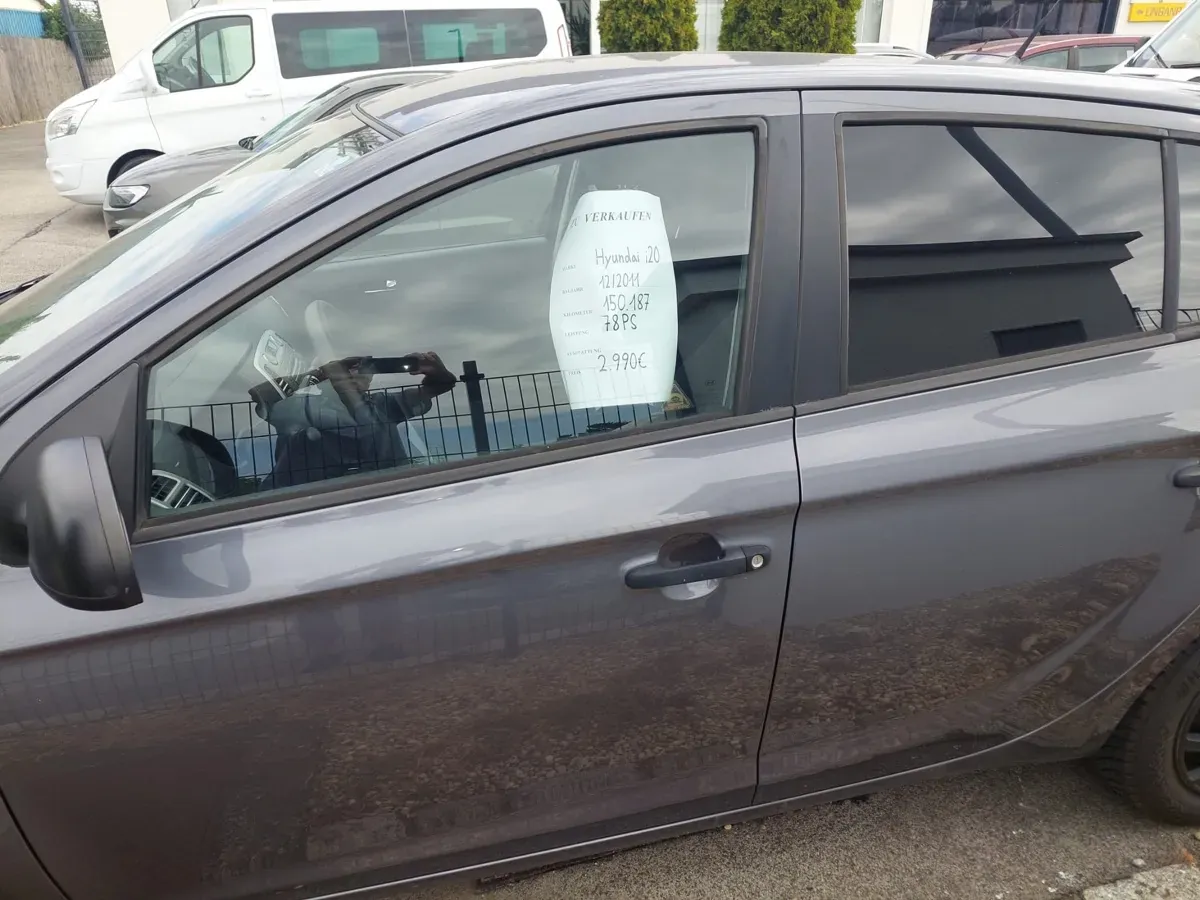 Hyundai I20 2011 photo 2