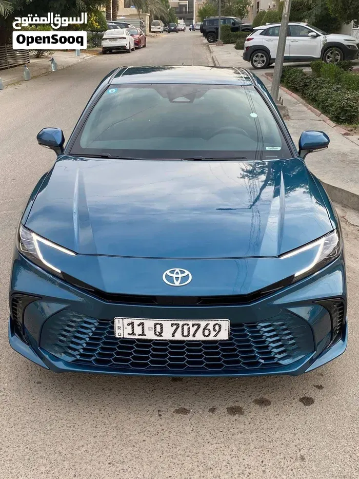 Toyota Camry 2025 photo 2