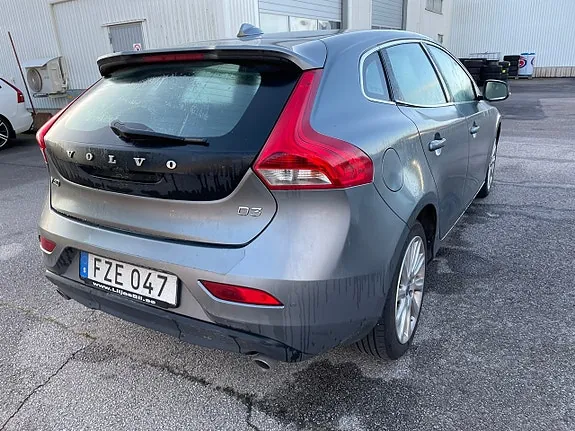 Volvo V40 2016 photo 3