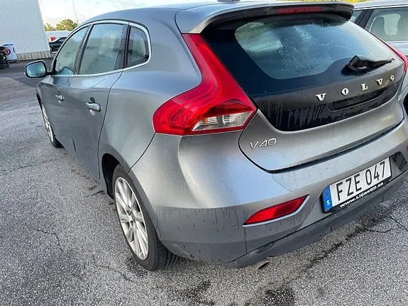 Volvo V40 2016 photo 4