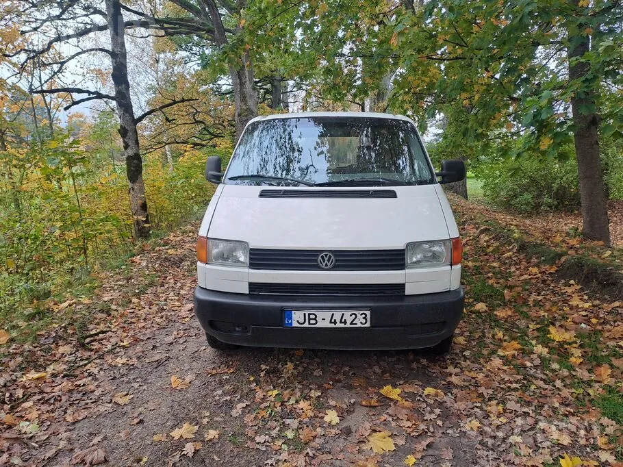 Volkswagen Multivan 1992 photo 2