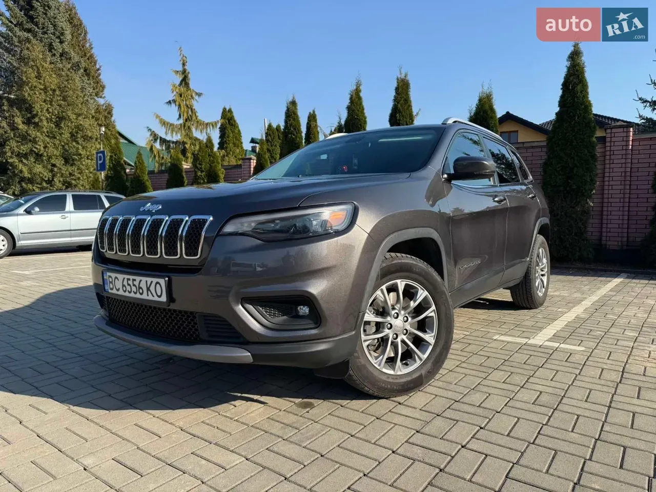 Jeep Cherokee 2018 photo 2