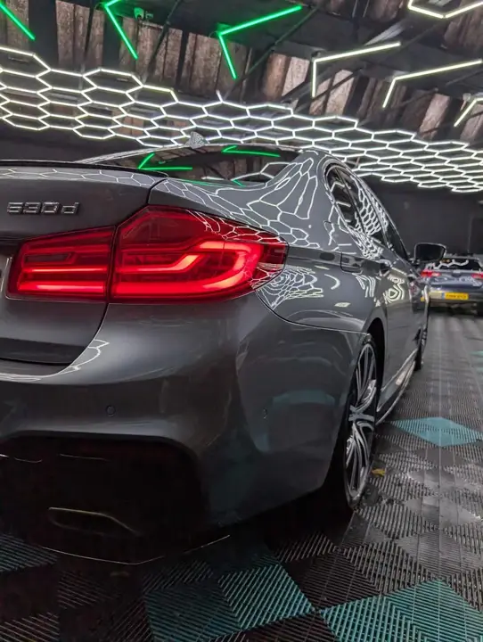 BMW 5 Series 2017 photo 5