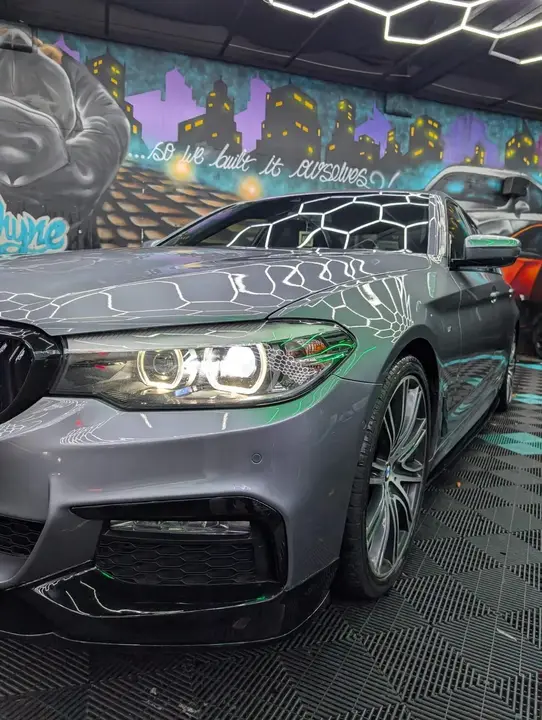 BMW 5 Series 2017 photo 4