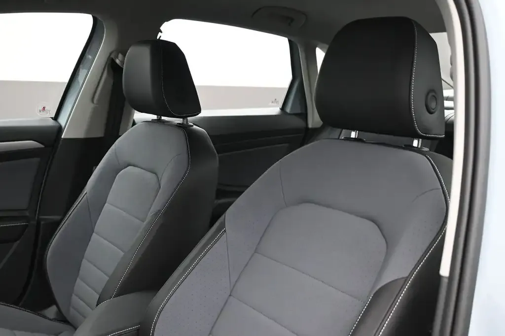 Volkswagen Jetta 2027 photo 4