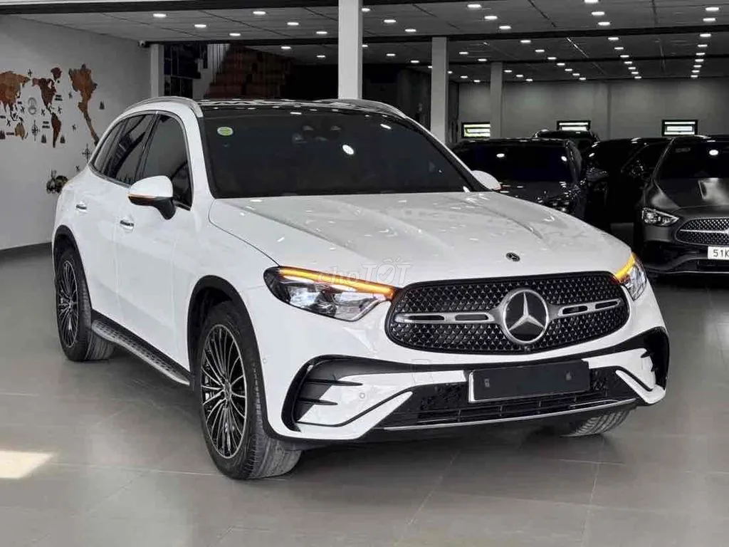 Mercedes-Benz Glc 2023 photo 2