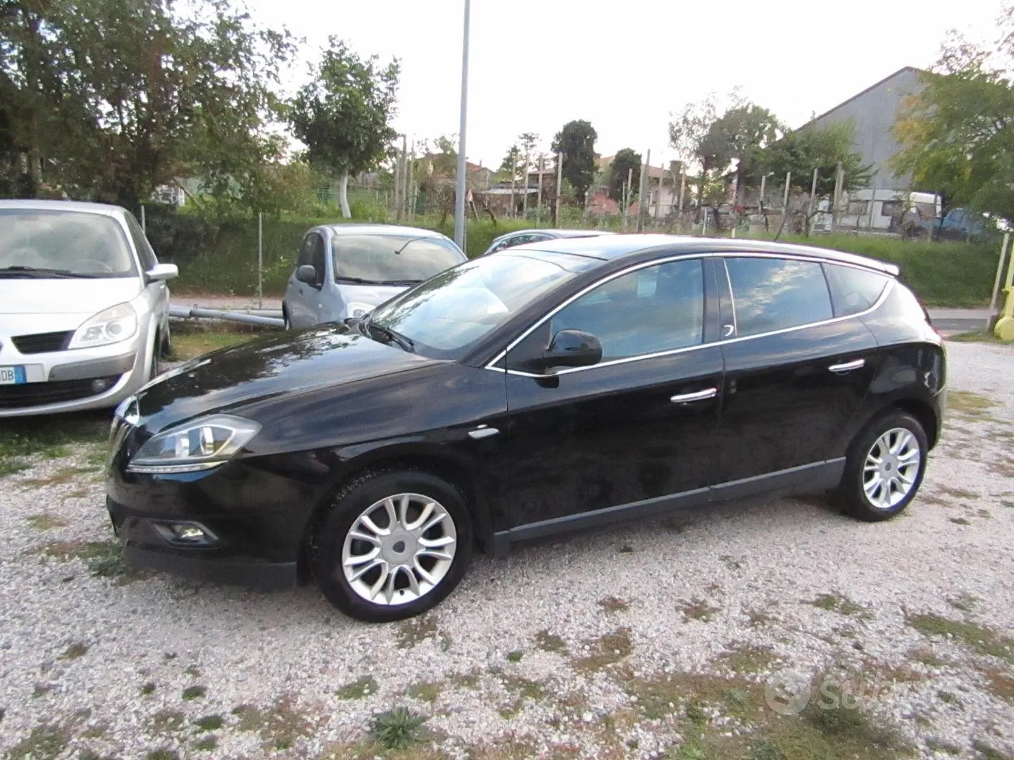Lancia Delta 2010 photo 2