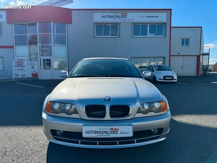 BMW Série 3 2001 photo 2