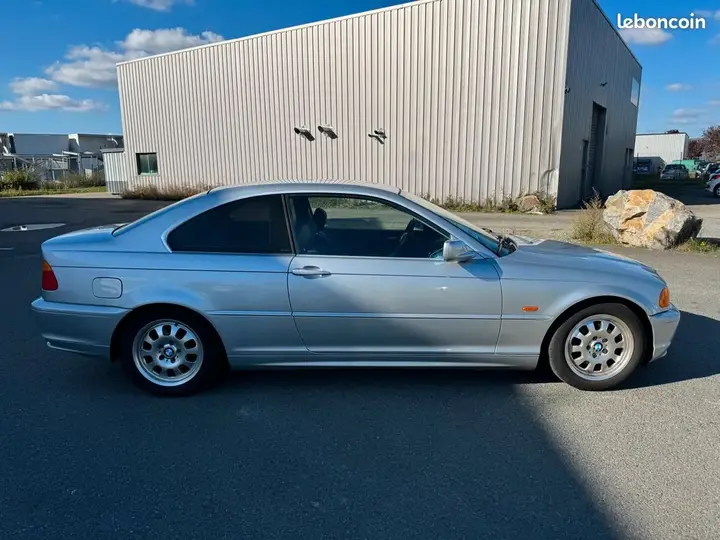 BMW Série 3 2001 photo 4