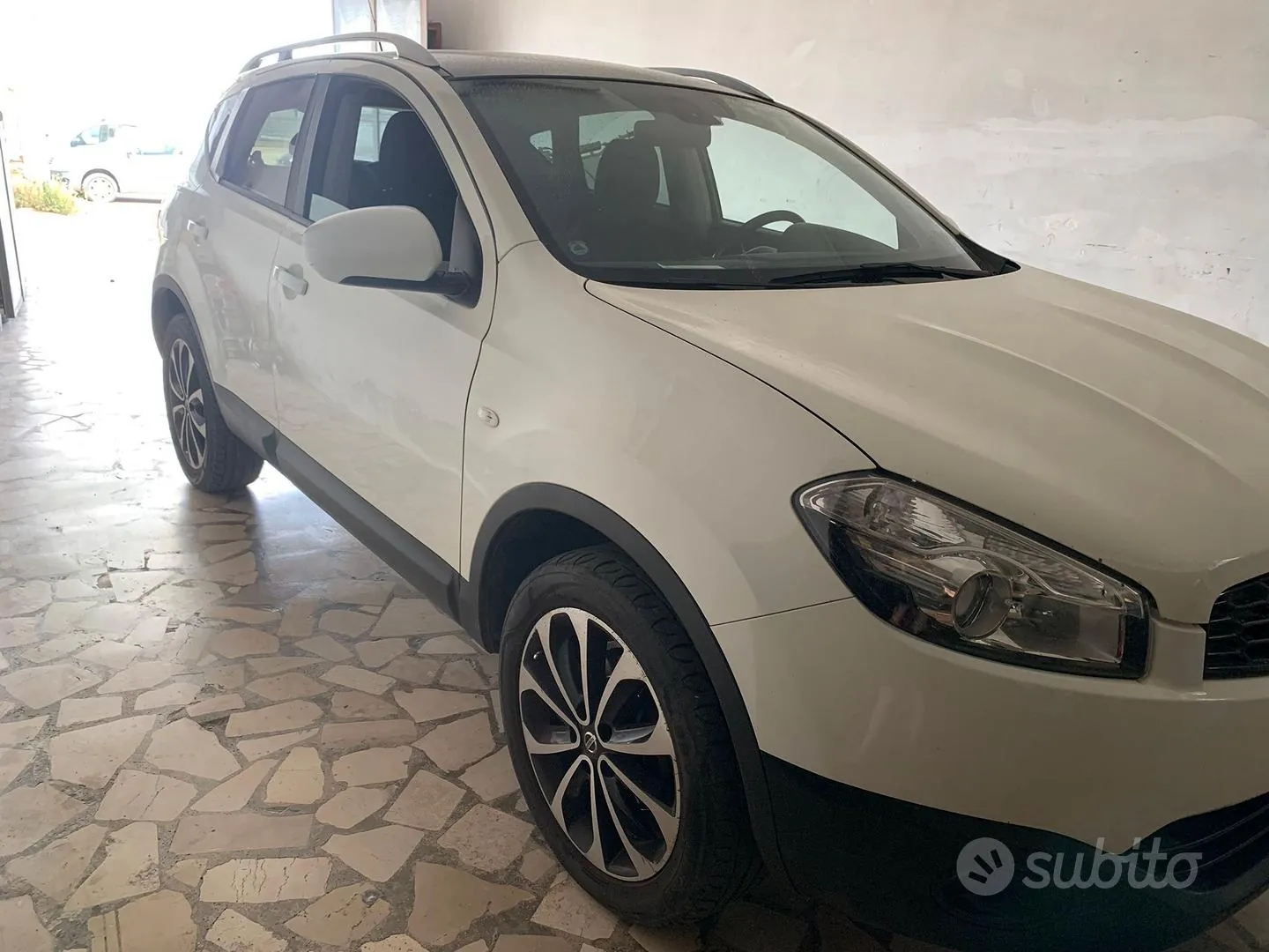 Nissan Qashqai 2012 photo 5