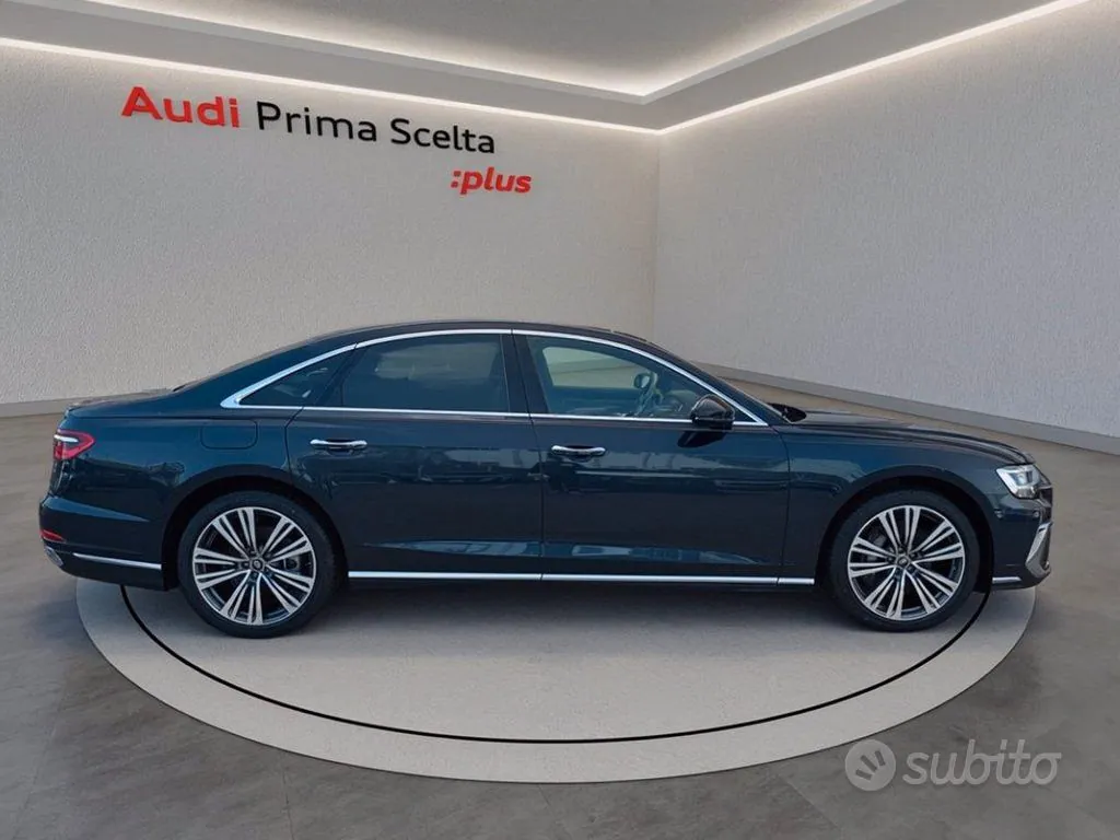Audi A8 2025 photo 3