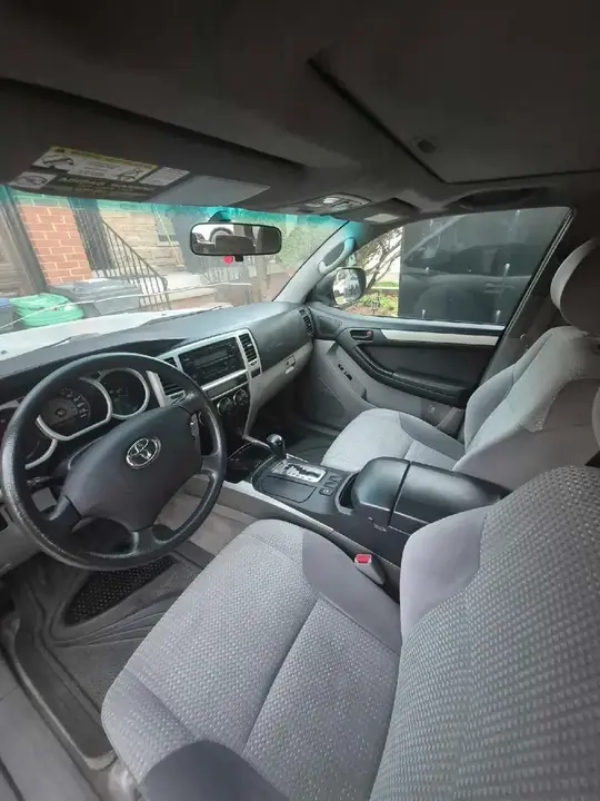 Toyota 4Runner 2003 photo 2