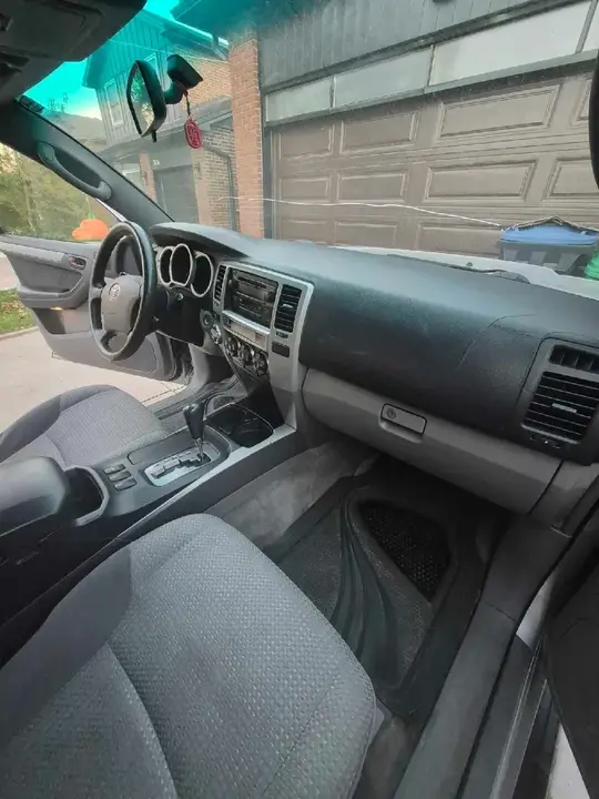 Toyota 4Runner 2003 photo 3