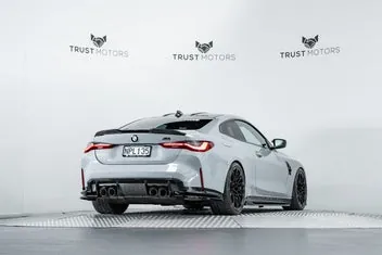 BMW M4 2021 photo 4