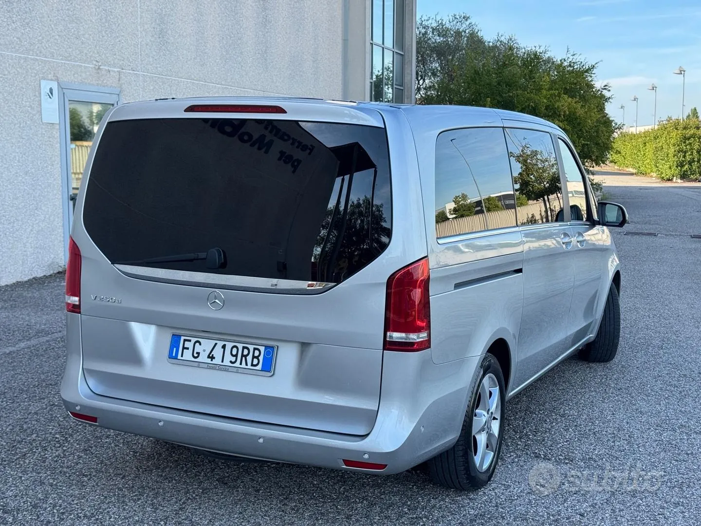 Mercedes-Benz V 2017 photo 5