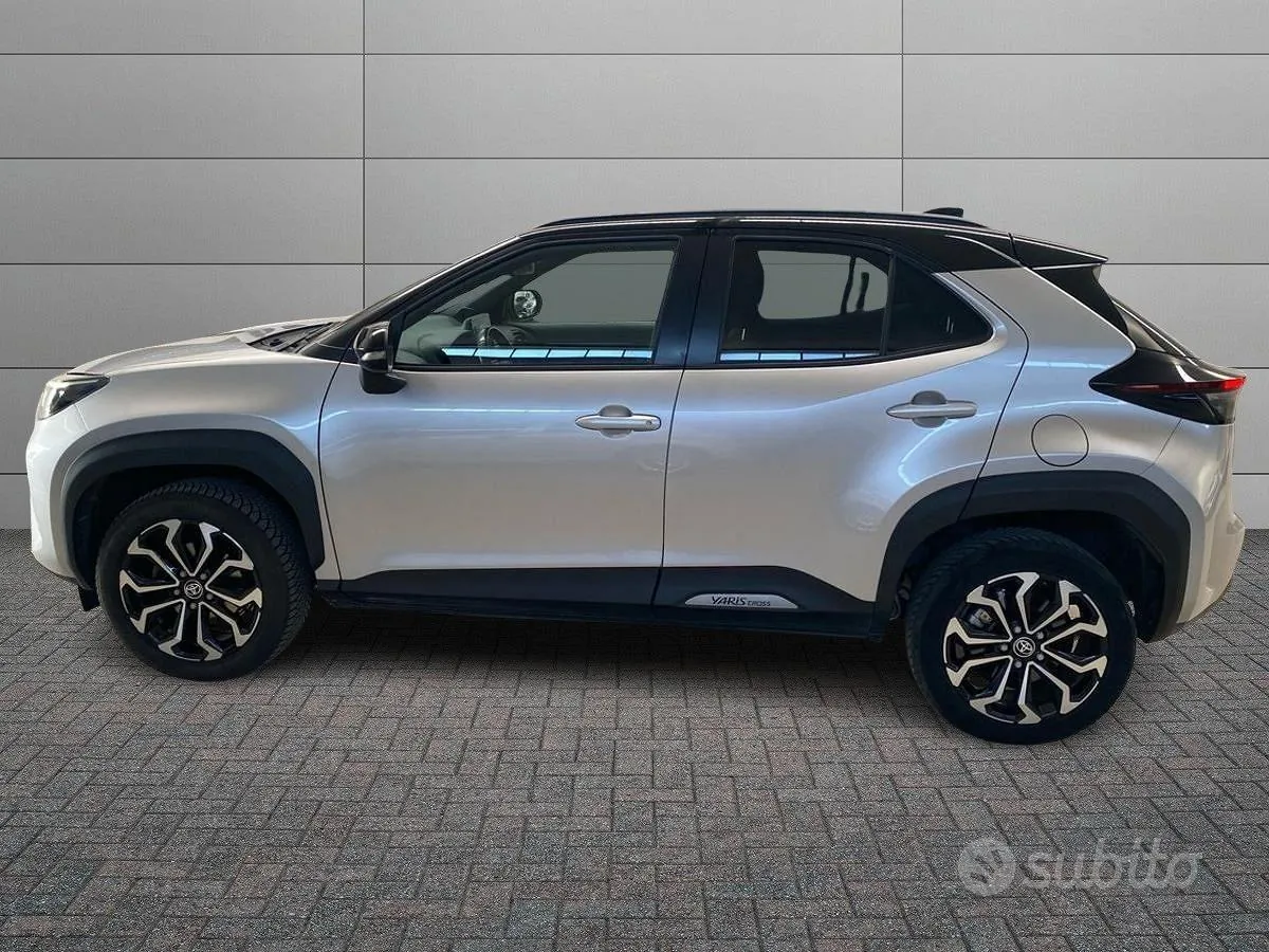 Toyota Yaris Cross 2022 photo 2